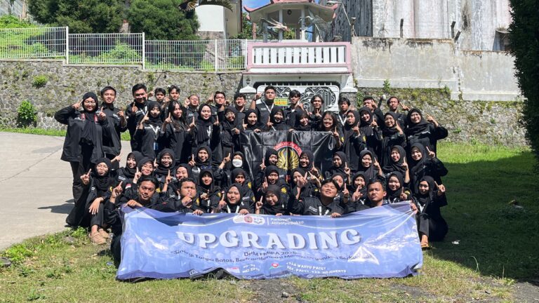 Membangun Kekompakan dan Jiwa Kepemimpinan melalui Upgrading DPM FMIPA UNESA 2025