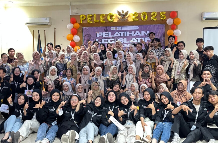 Pelatihan Legislatif DPM FMIPA 2025 : Mewujudkan Legislasi Demokratis yang Berintegritas dengan Membentuk Legislator Muda yang Adaptif, Inovatif, dan Berperan Aktif dalam Membangun Transformasi Positif